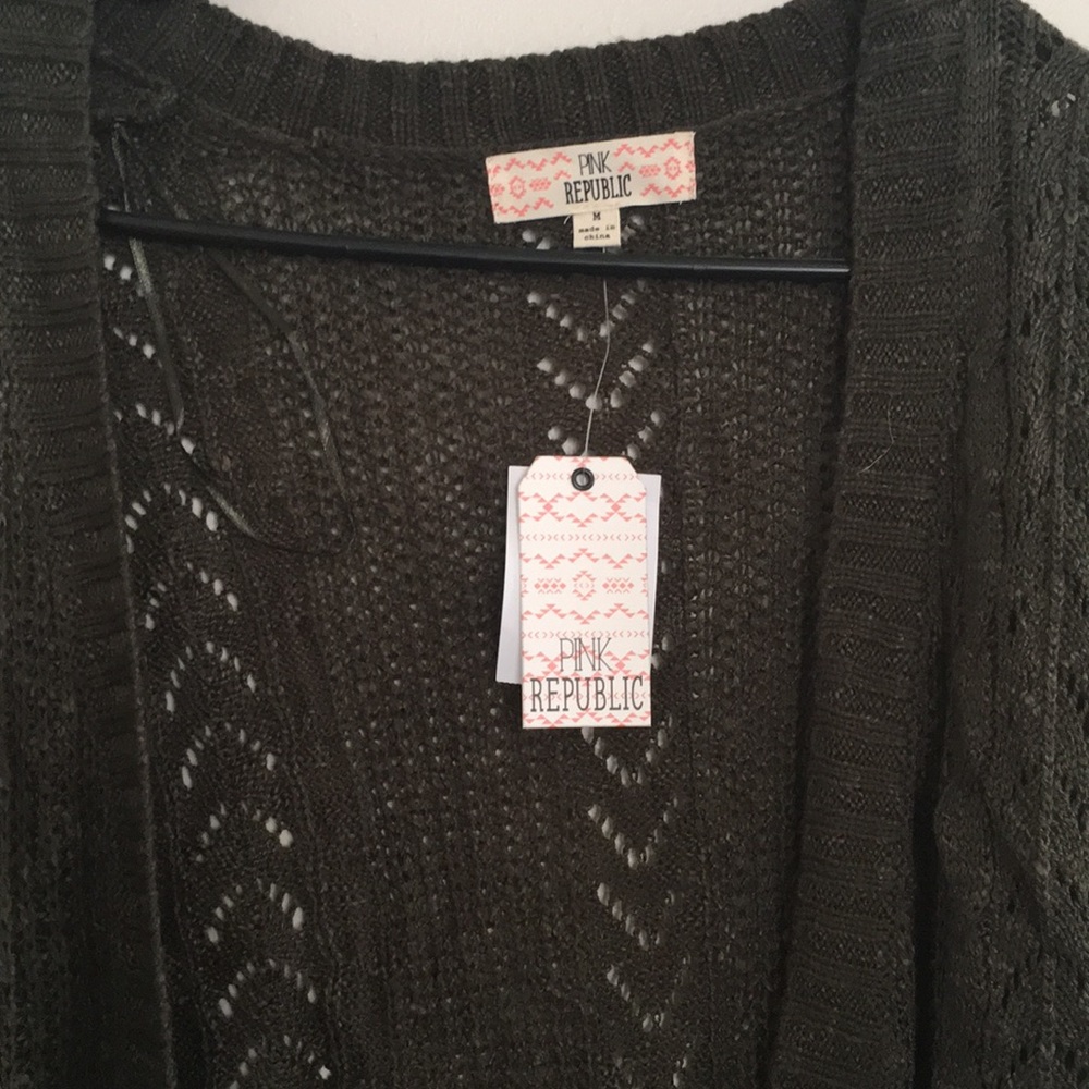 Sweater - Picture 2 of 2